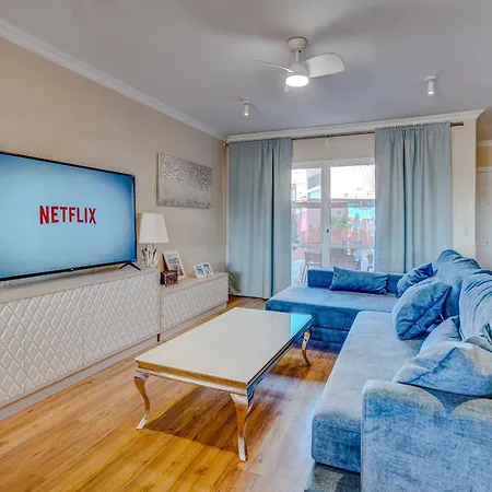Prázdninový dům Residencia El Duque - 1, Marius *