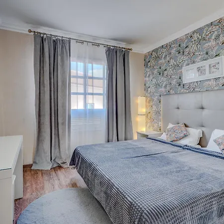 Prázdninový dům Residencia El Duque - 1, Marius